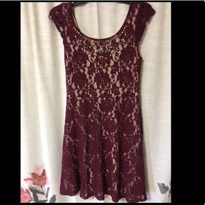 Burgundy Lace cocktail/party dress, S